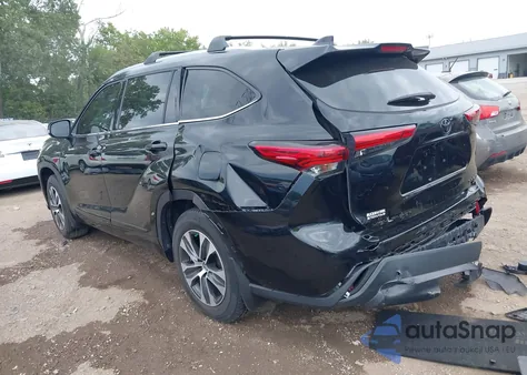 2021 Toyota Highlander Xle из США, поврежденный, VIN 5TDGZRBH0MS526451